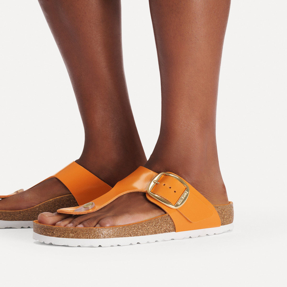 Gizeh Big Buckle Natural Leather Patent in Color High-Shine Kurkuma | Birkenstock