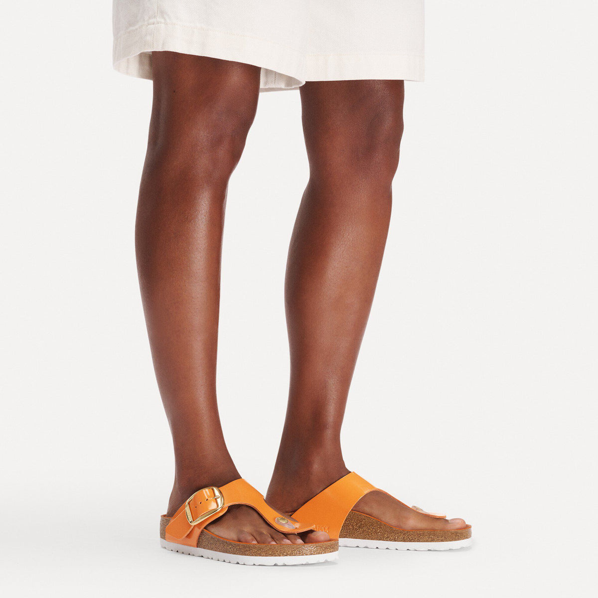 Gizeh Big Buckle Natural Leather Patent in Color High-Shine Kurkuma | Birkenstock