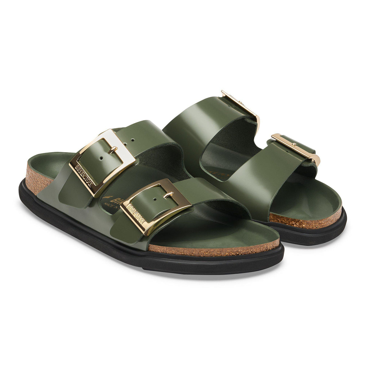 Arizona Droplet Buckle Natural Leather Patent in Color High-Shine Thyme | Birkenstock