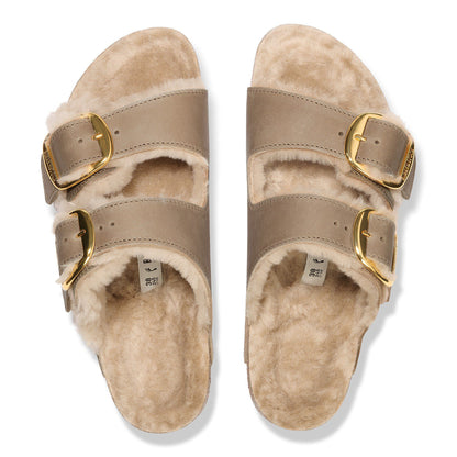 Arizona Big Buckle Shearling Oiled Leather in Color Tobacco Brown | Birkenstock