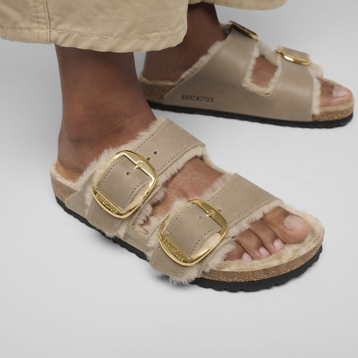 Arizona Big Buckle Shearling Oiled Leather in Color Tobacco Brown | Birkenstock