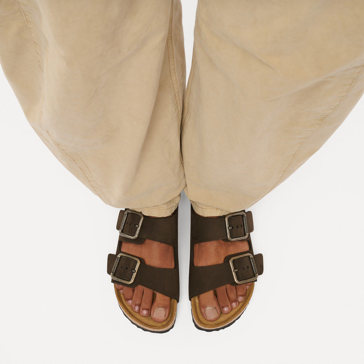 Arizona Wire Buckle Nubuck Leather in Color Mocha | Birkenstock