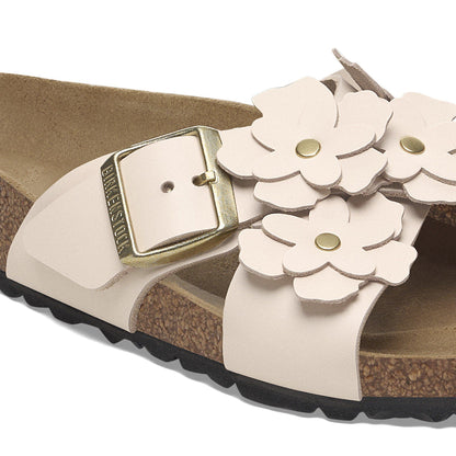 Siena Flowers Leather in Color Light Rose | Birkenstock
