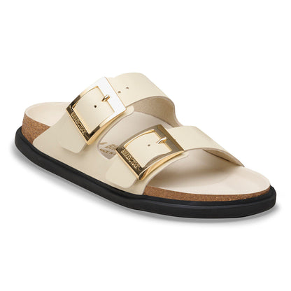 Arizona Droplet Buckle Natural Leather Patent in Color High Shine Ecru | Birkenstock