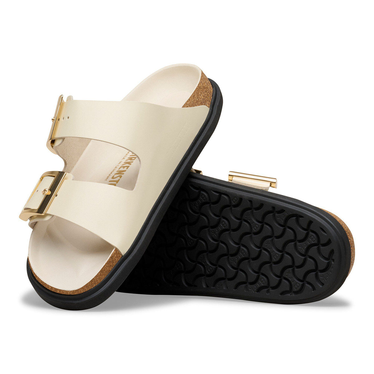 Arizona Droplet Buckle Natural Leather Patent in Color High Shine Ecru | Birkenstock