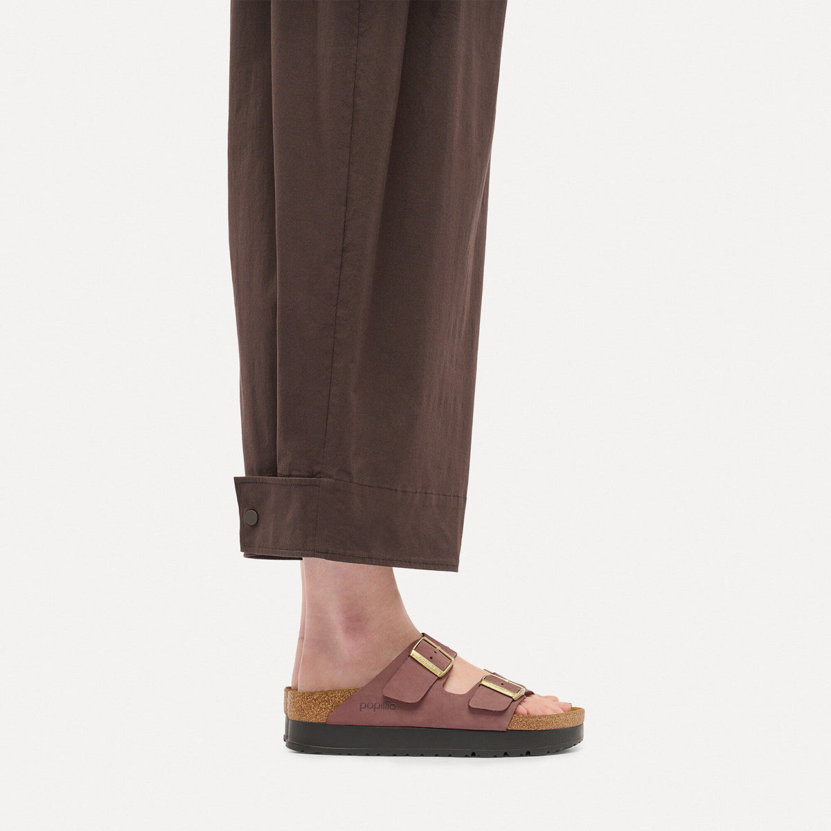 Arizona Flex Platform Nubuck Leather in Color Pepper | Birkenstock