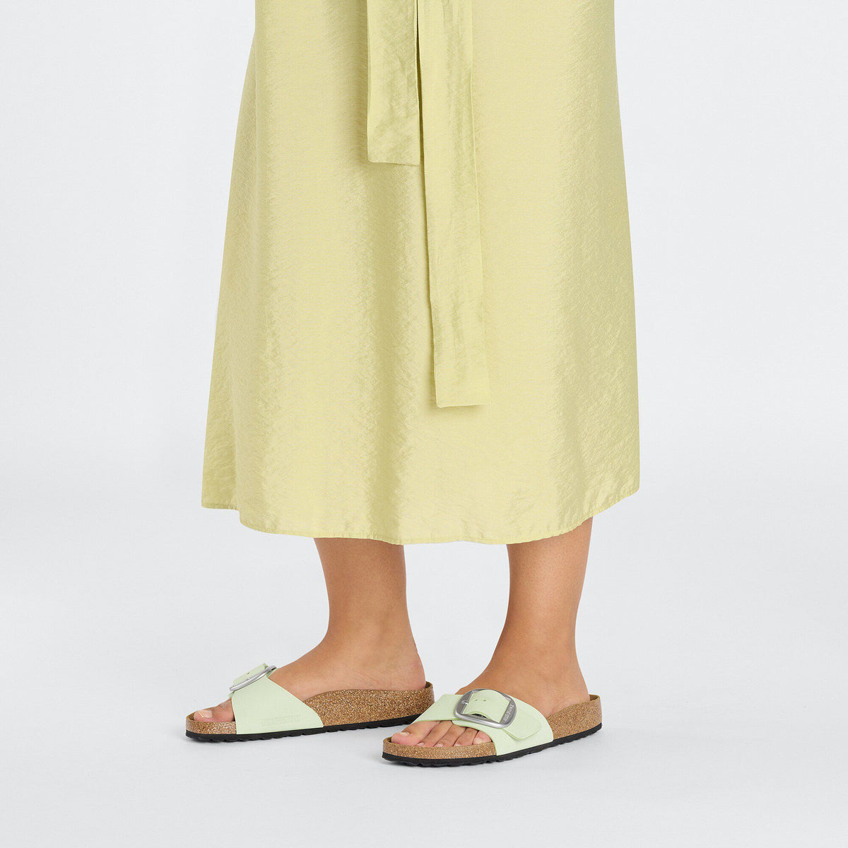Madrid Big Buckle Nubuck Leather in Color Faded Lime | Birkenstock