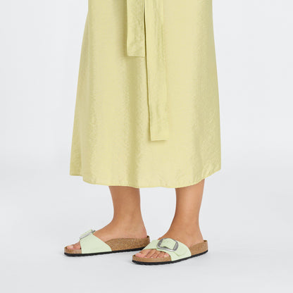 Madrid Big Buckle Nubuck Leather in Color Faded Lime | Birkenstock