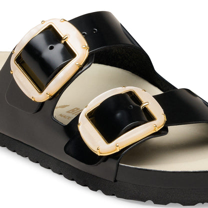 Arizona Big Buckle Pearl Natural Leather Patent in Color High-Shine Black/Ecru | Birkenstock
