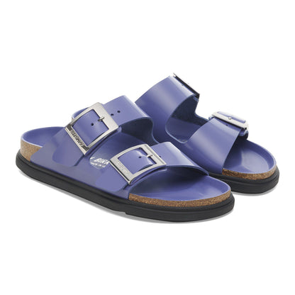 Arizona Droplet Buckle Natural Leather Patent in Color High Shine Purple Dusk | Birkenstock