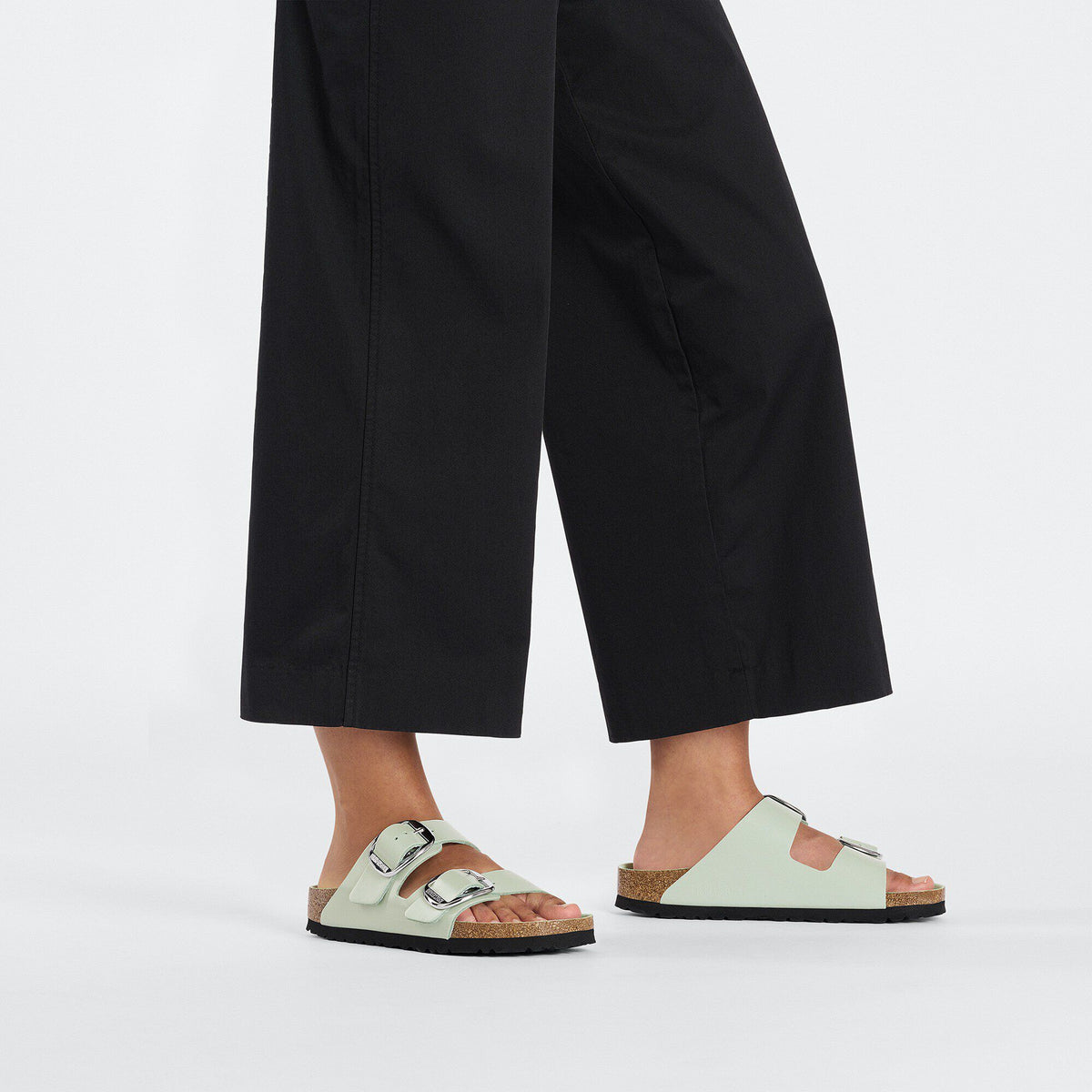 Arizona Big Buckle Natural Leather Patent in Color High Shine Surf Green | Birkenstock