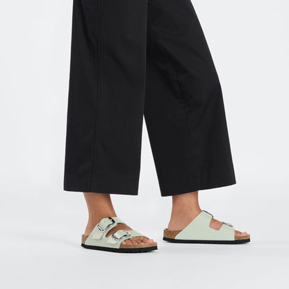 Arizona Big Buckle Natural Leather Patent in Color High Shine Surf Green | Birkenstock