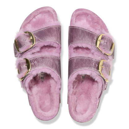 Arizona Big Buckle Shearling Oiled Leather in Color Lavender | Birkenstock