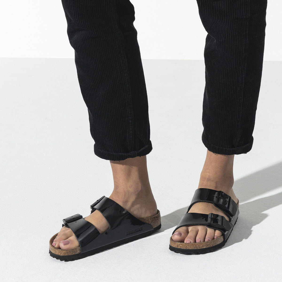 Arizona Birko-Flor Patent in Color Black Patent | Birkenstock