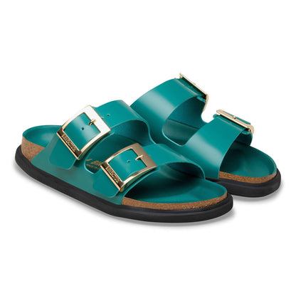 Arizona Droplet Buckle Natural Leather Patent in Color High-Shine Dark Teal | Birkenstock