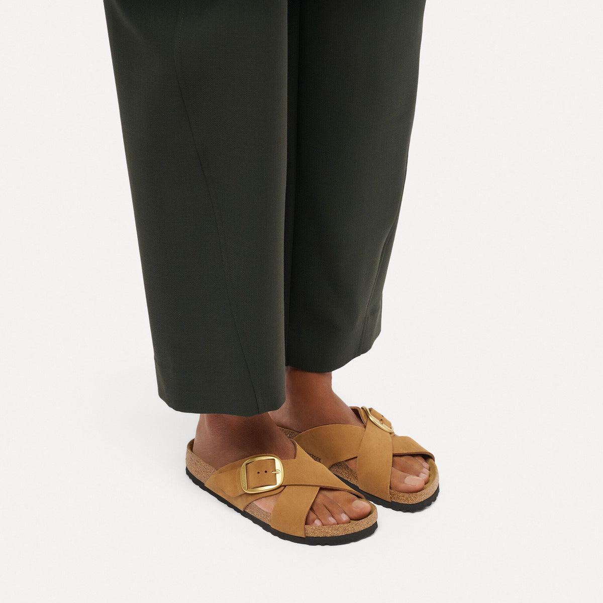 Siena Big Buckle Nubuck Leather in Color Mink | Birkenstock