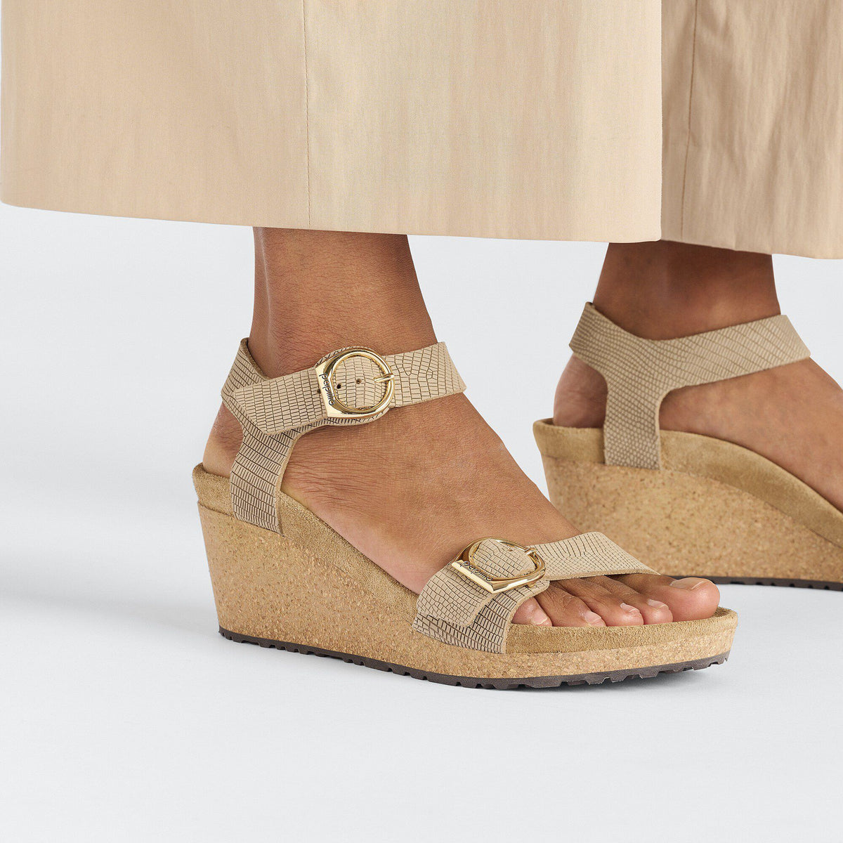 Soley Embossed Leather in Color Sandcastle | Birkenstock