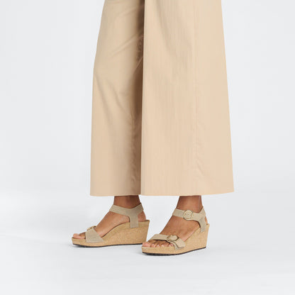 Soley Embossed Leather in Color Sandcastle | Birkenstock