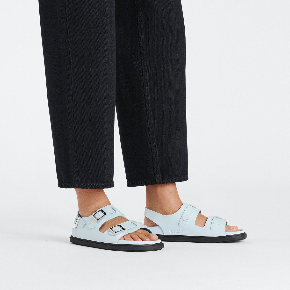 Cannes Leather in Color Mineral Blue | Birkenstock