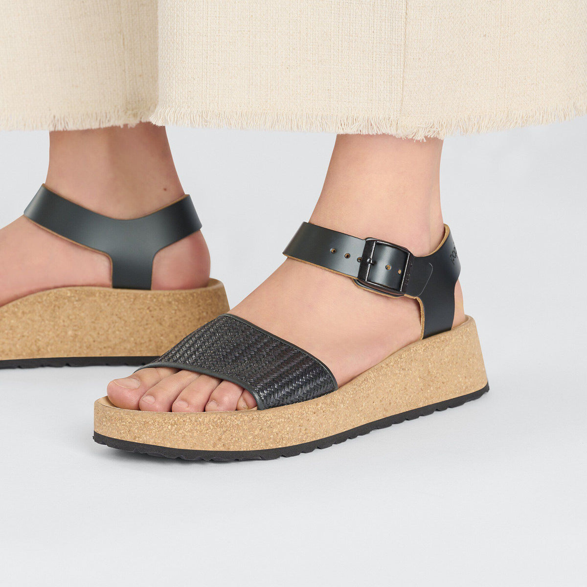 Glenda Natural Leather-Synthetics in Color Black | Birkenstock