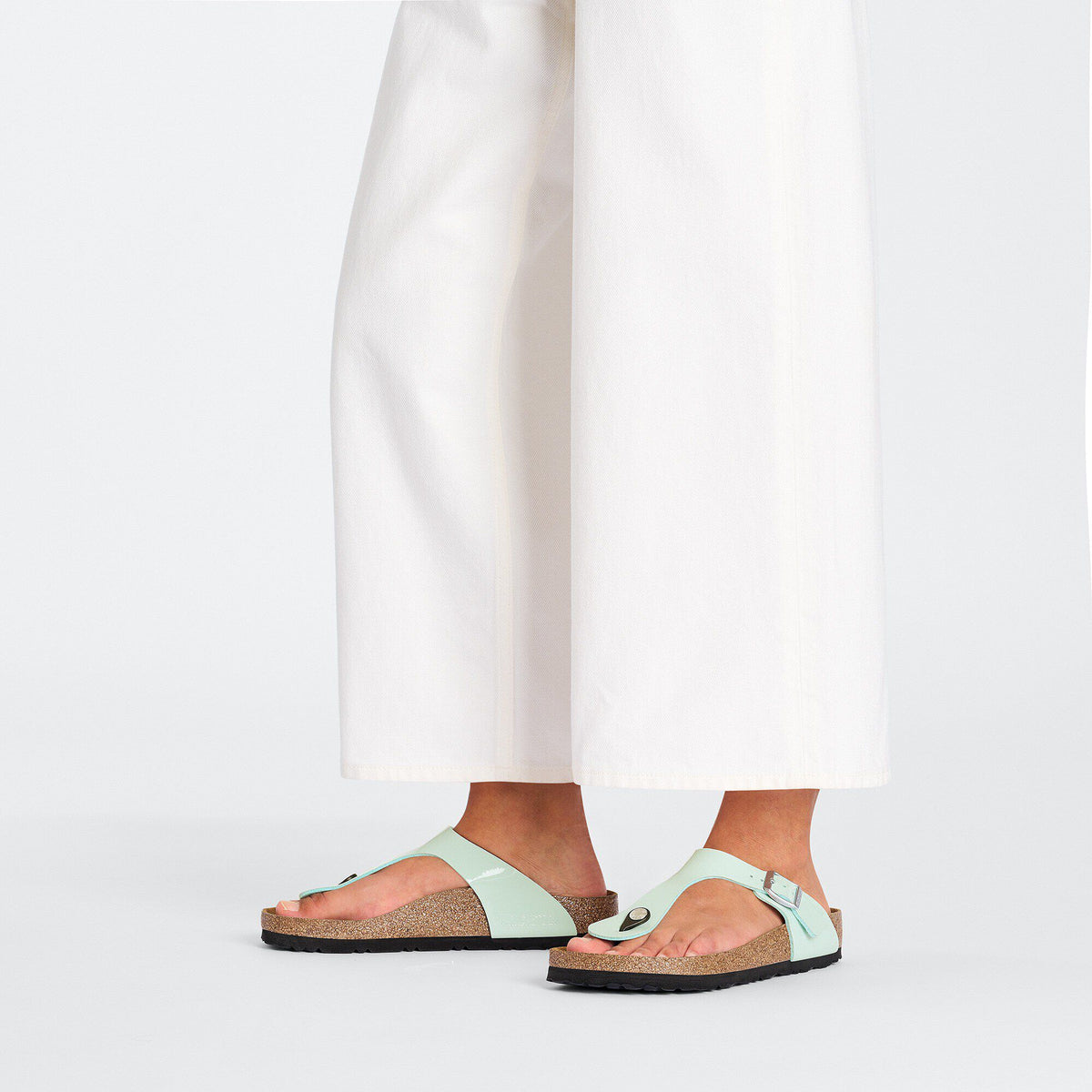 Gizeh Birko-Flor Patent in Color Patent Surf Green | Birkenstock