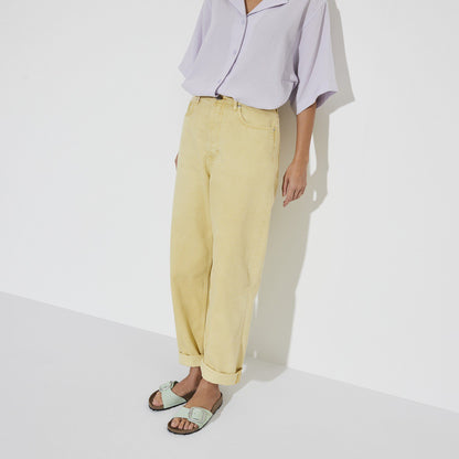 Madrid Big Buckle Nubuck Leather in Color Matcha | Birkenstock