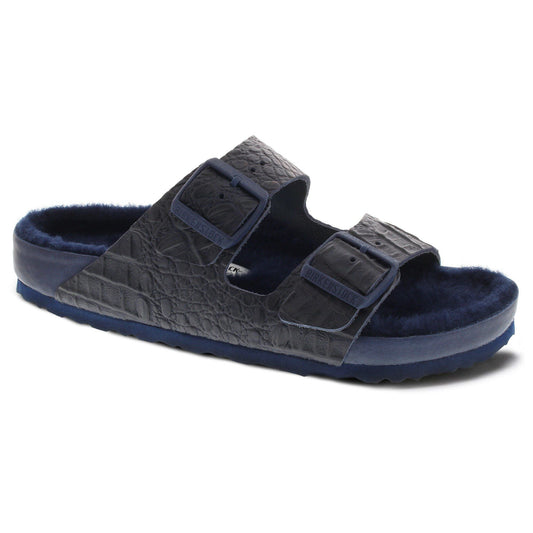 Arizona Leather in Color Croco Navy | Birkenstock