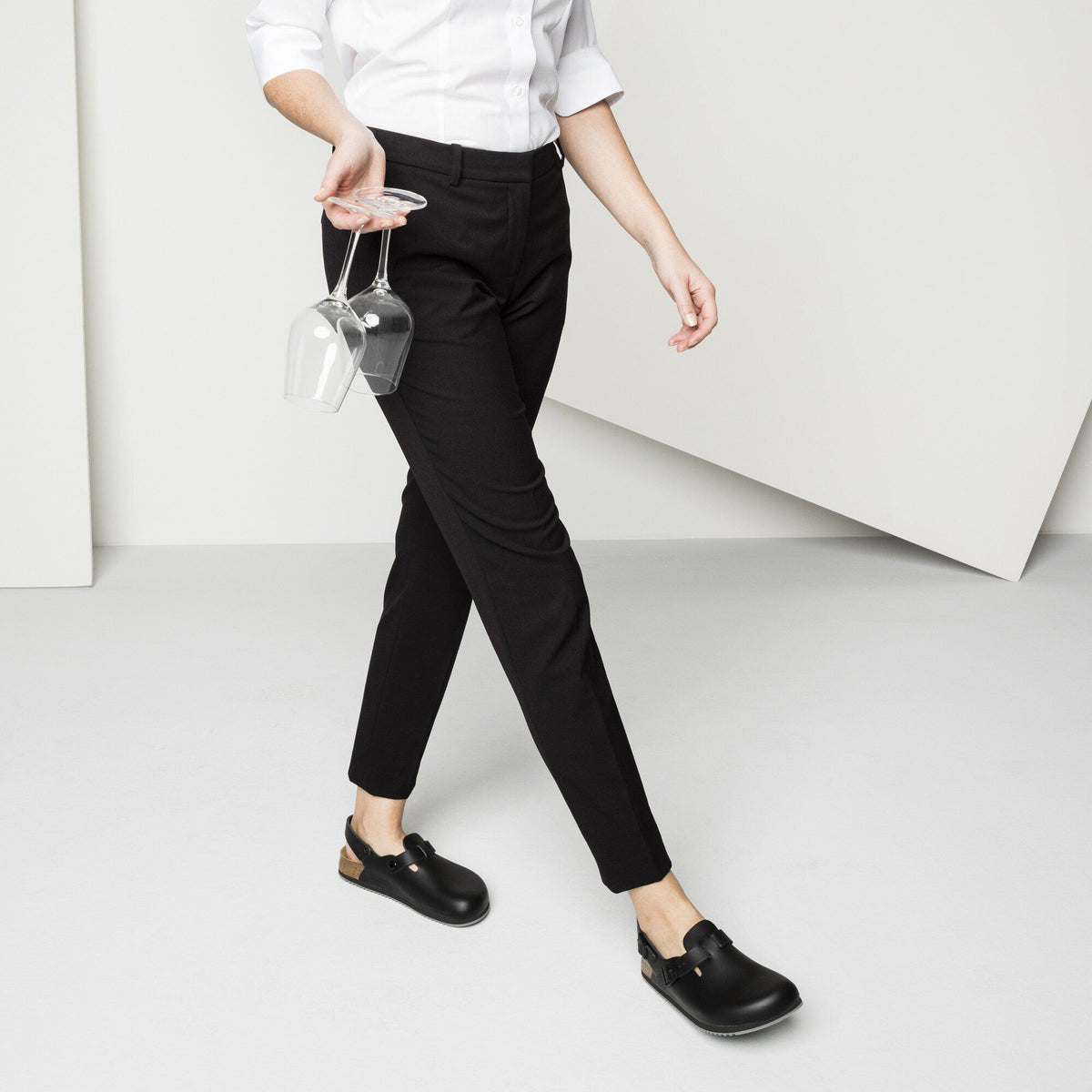 Tokio Super Grip Leather in Color Black | Birkenstock