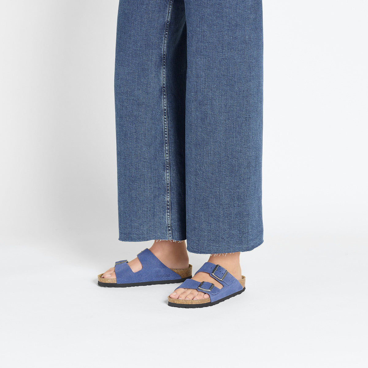 Arizona Suede Embossed in Color Corduroy Indigo | Birkenstock