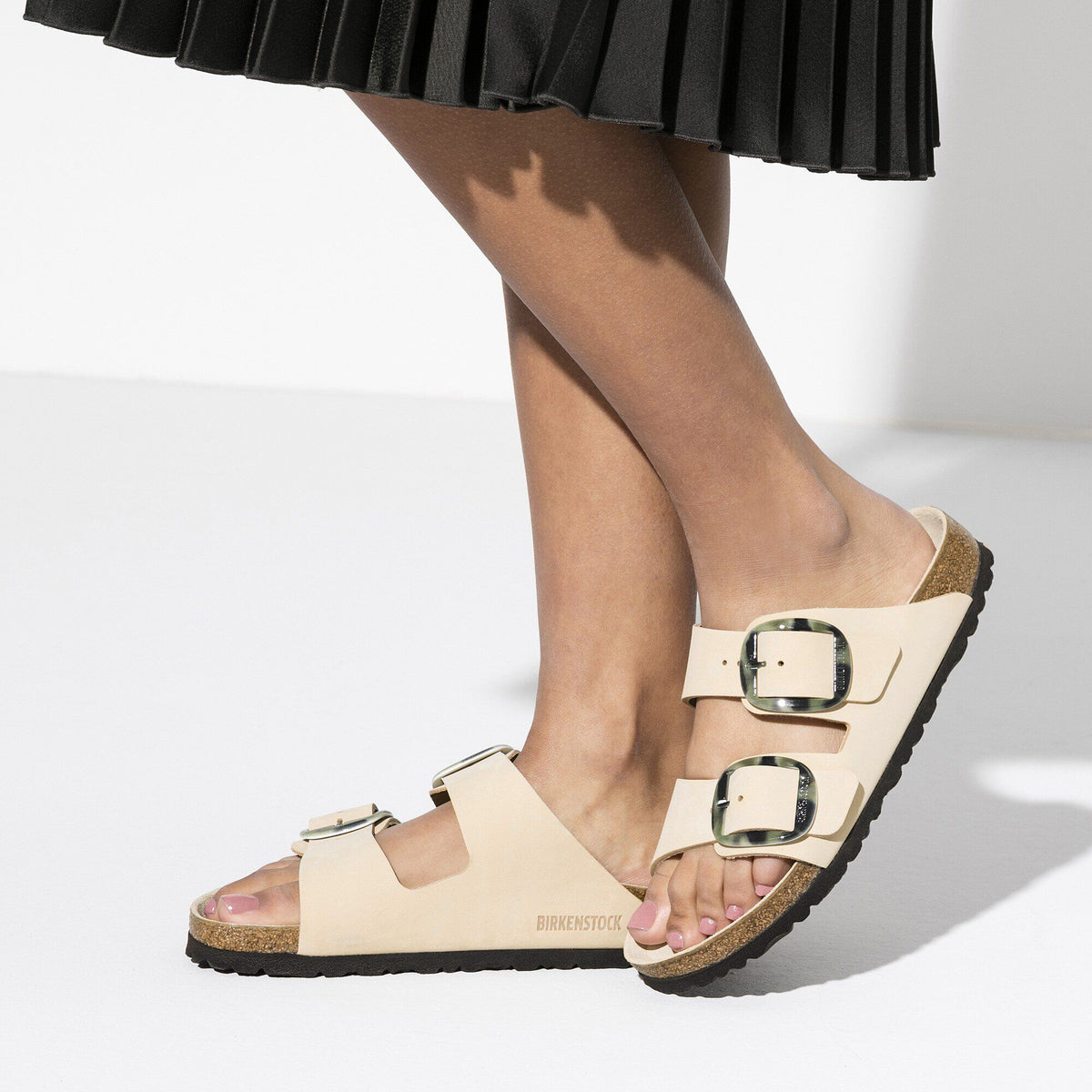 Arizona Big Buckle Nubuck Leather in Color Almond | Birkenstock