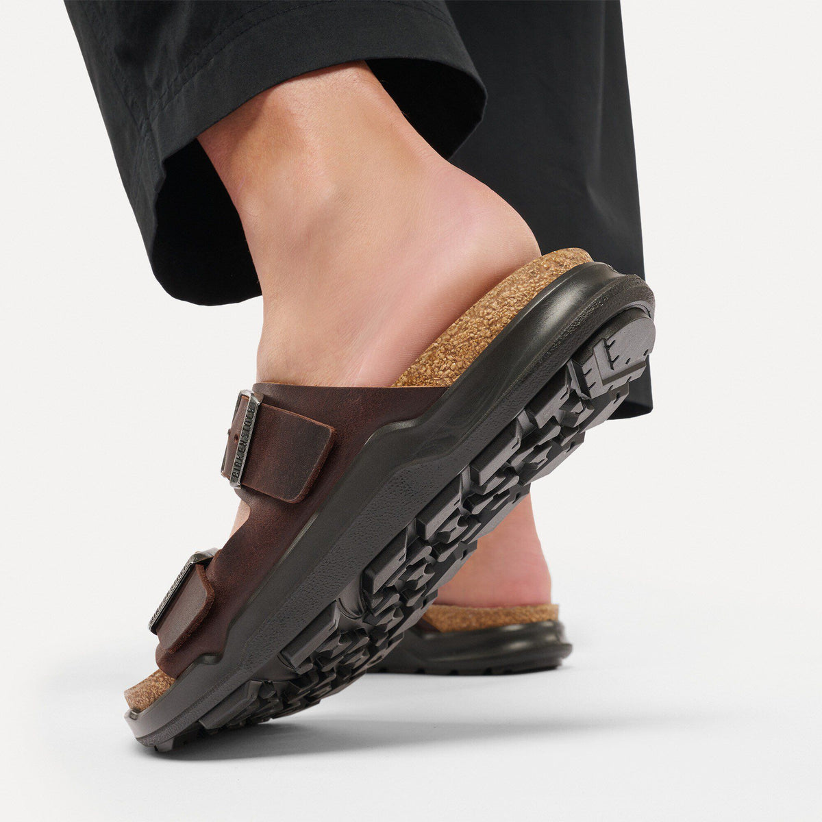 Arizona Crosstown Men Oiled Leather in Color Habana | Birkenstock