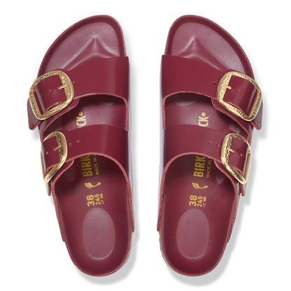 Arizona Hammered Big Buckle Natural Leather Patent in Color Zinfandel High Shine | Birkenstock