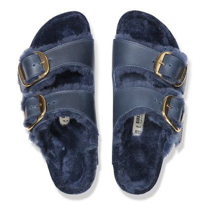 Arizona Big Buckle Shearling Oiled Leather in Color Midnight Blue | Birkenstock