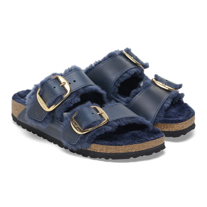 Arizona Big Buckle Shearling Oiled Leather in Color Midnight Blue | Birkenstock