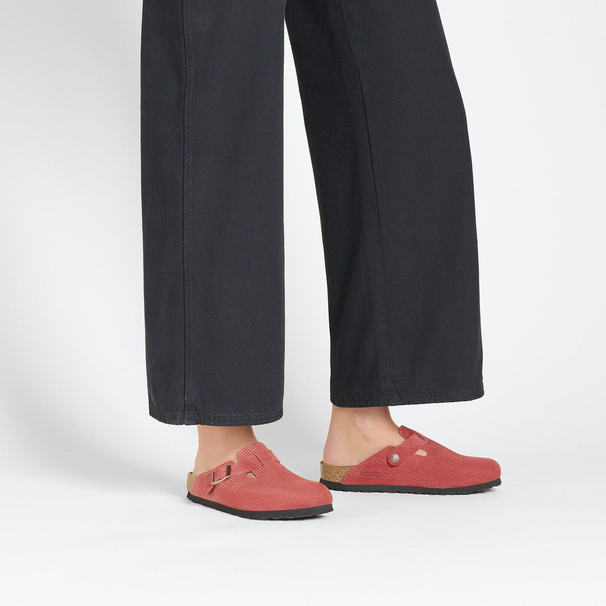 Boston Suede Embossed in Color Corduroy Sienna Red | Birkenstock