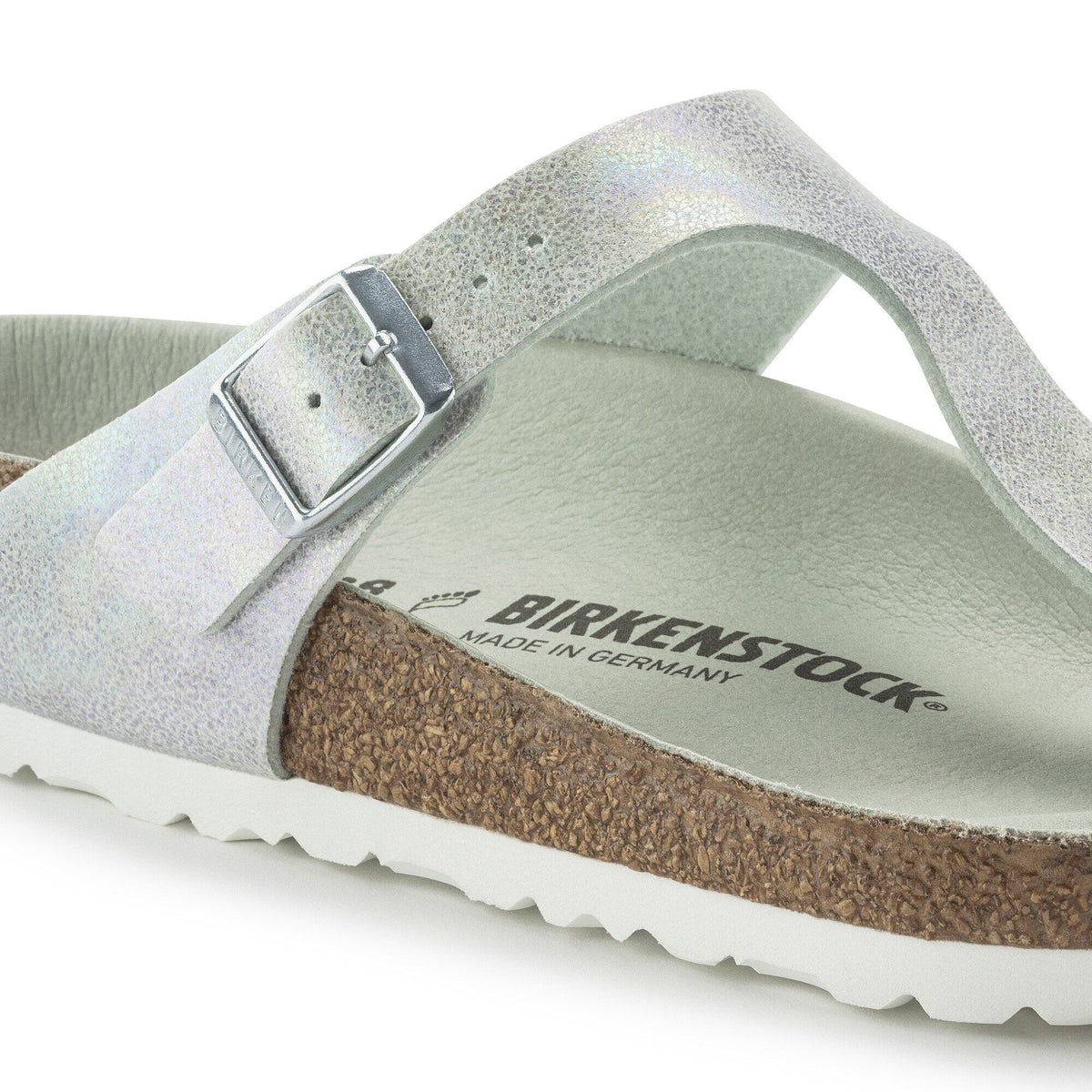 Gizeh Vegan Microfiber in Color Iridescent Matcha | Birkenstock