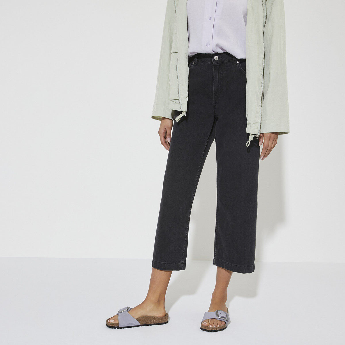 Madrid Big Buckle Nubuck Leather in Color Purple Fog | Birkenstock