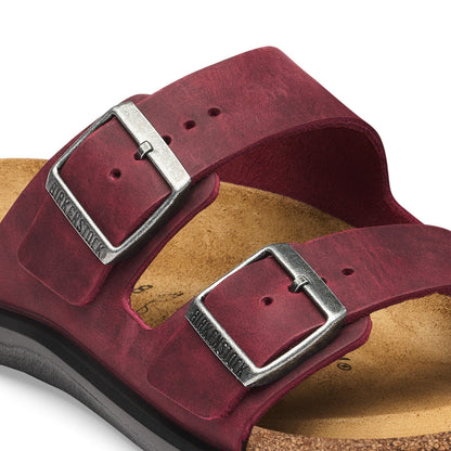 Arizona Crosstown Women Oiled Leather in Color Zinfandel | Birkenstock