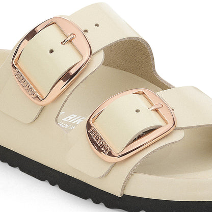 Arizona Big Buckle Natural Leather Patent in Color High Shine Ecru | Birkenstock