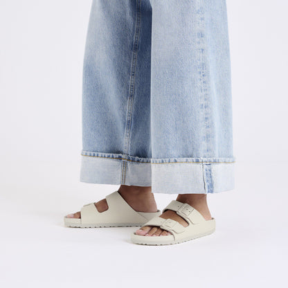 Arizona Leather in Color Eggshell | Birkenstock