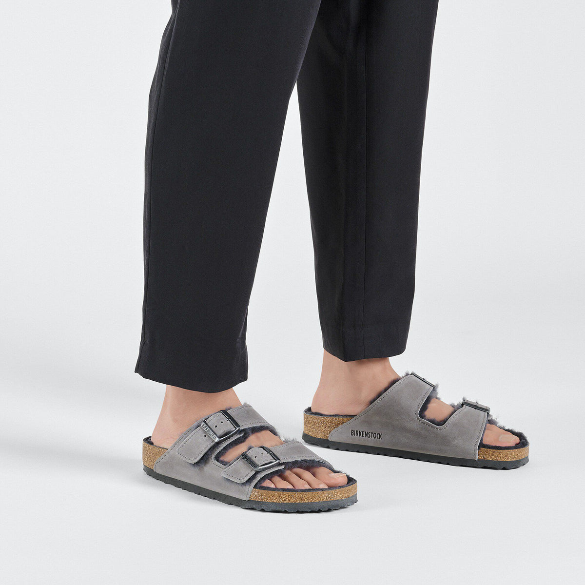 Arizona Shearling Oiled Leather in Color Iron | Birkenstock