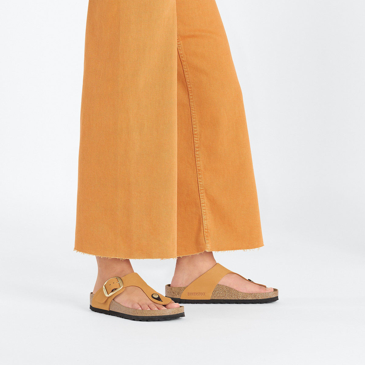 Gizeh Big Buckle Nubuck Leather in Color Burnt Orange | Birkenstock