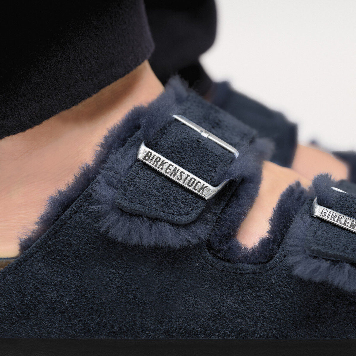 Arizona Shearling Suede Leather in Color New Navy | Birkenstock