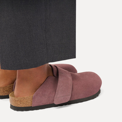 Loma Suede Leather in Color Pepper | Birkenstock