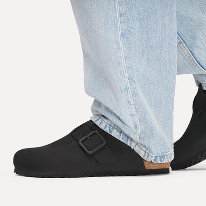Boston Wire Buckle Nubuck Leather in Color Black | Birkenstock
