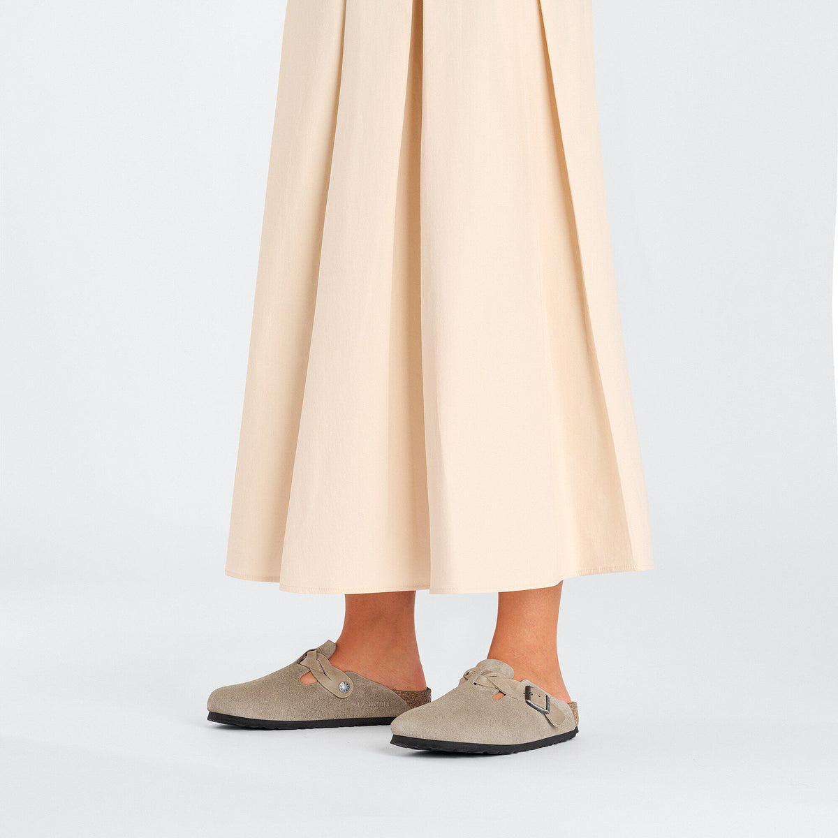 Boston Braided Suede Leather in Color Taupe | Birkenstock