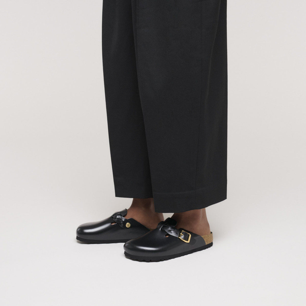 Boston Braided Leather in Color New Dressy Black | Birkenstock