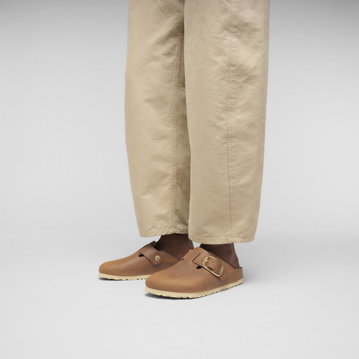 Boston Big Buckle Oiled Leather in Color Cognac | Birkenstock