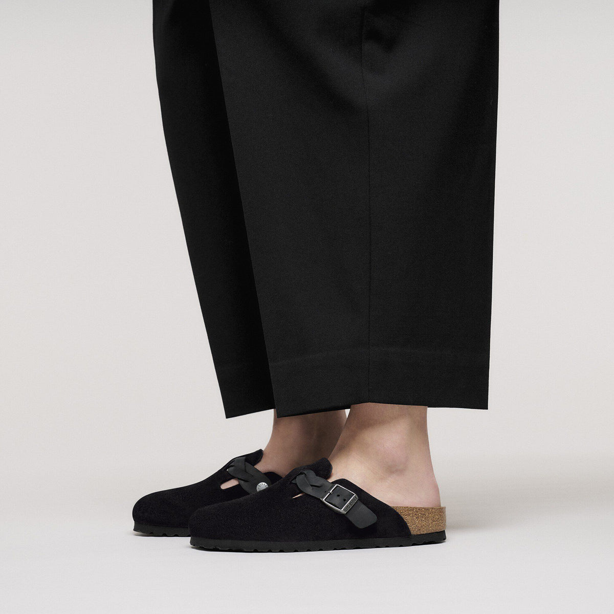 Boston Braided Suede Leather in Color Black | Birkenstock