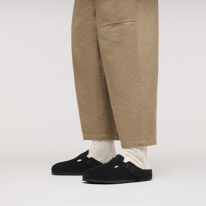 Boston Suede Leather in Color Black | Birkenstock
